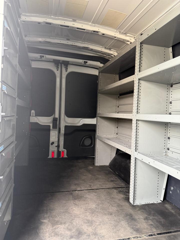 Ford Transit 350 Van Med. Roof w/Sliding Pass. 148-in. WB 2019