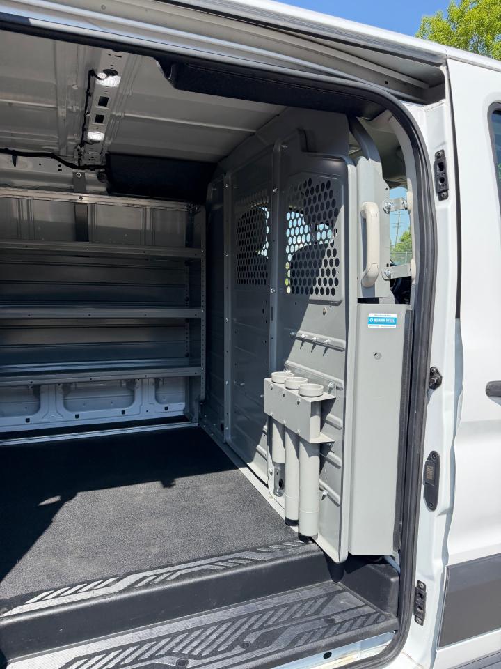 Ford Transit 150 Van Low Roof w/Sliding Pass. 148-in. WB 2018