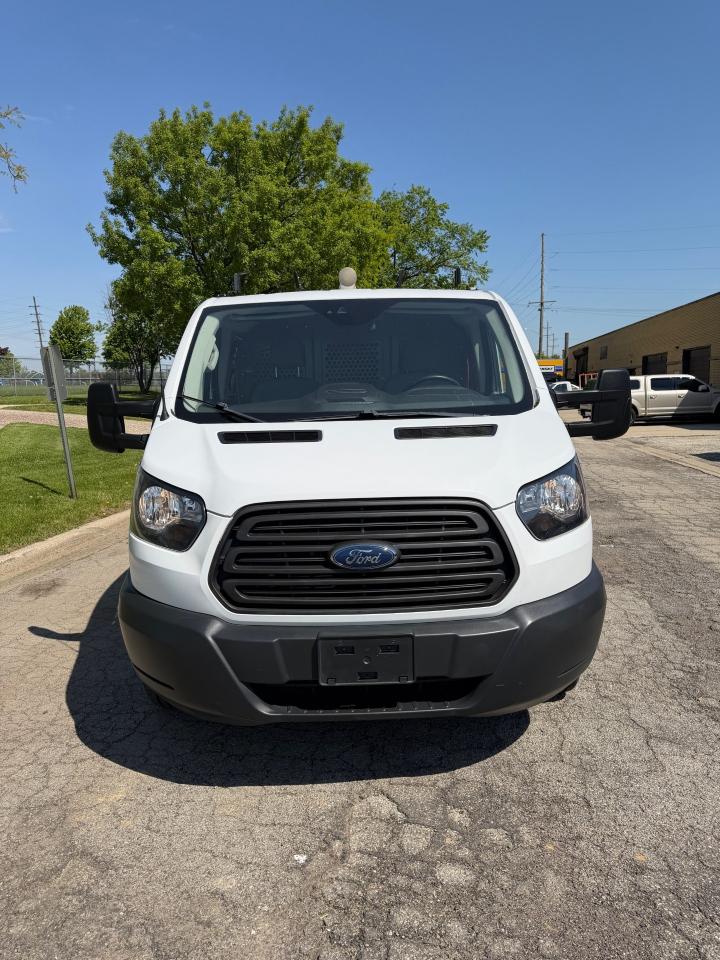 Ford Transit 150 Van Low Roof w/Sliding Pass. 148-in. WB 2018
