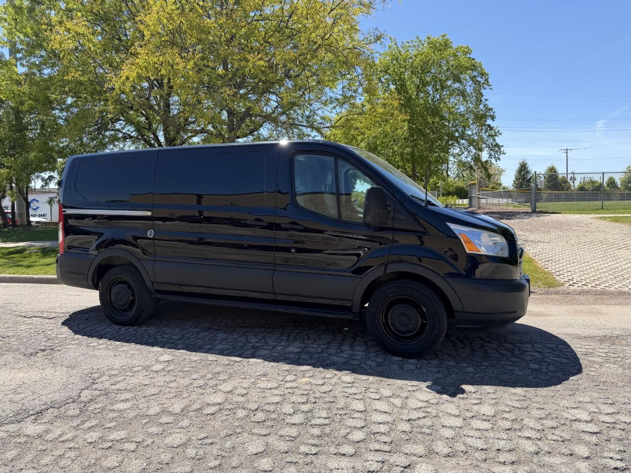 Ford Transit 150 Van Low Roof w/Sliding Pass. 130-in. WB 2017