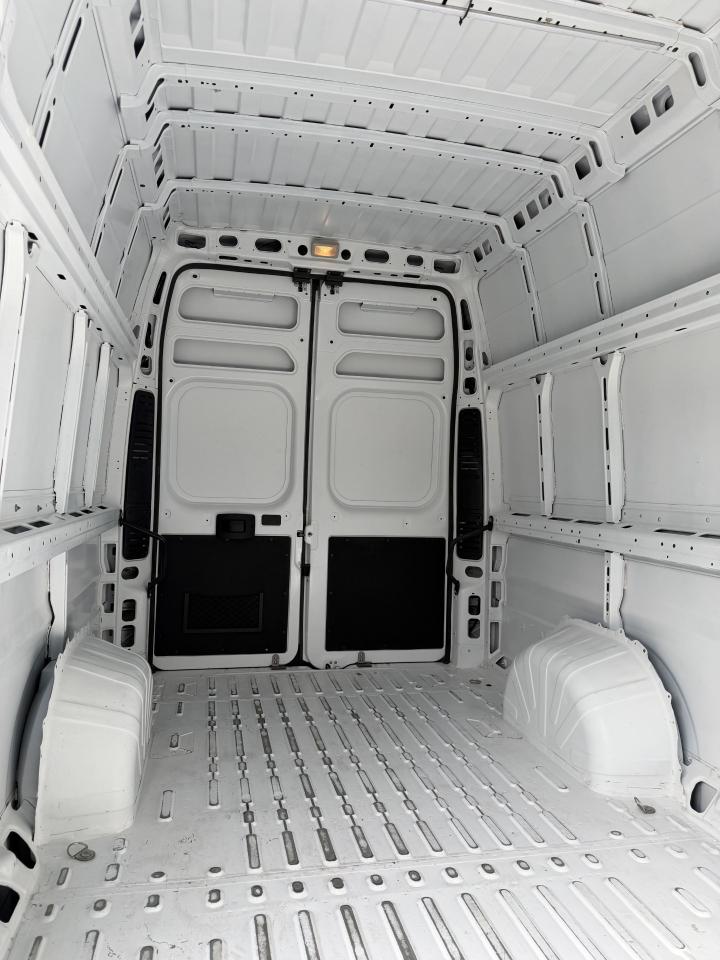 RAM Promaster 3500 Super High Roof 2023