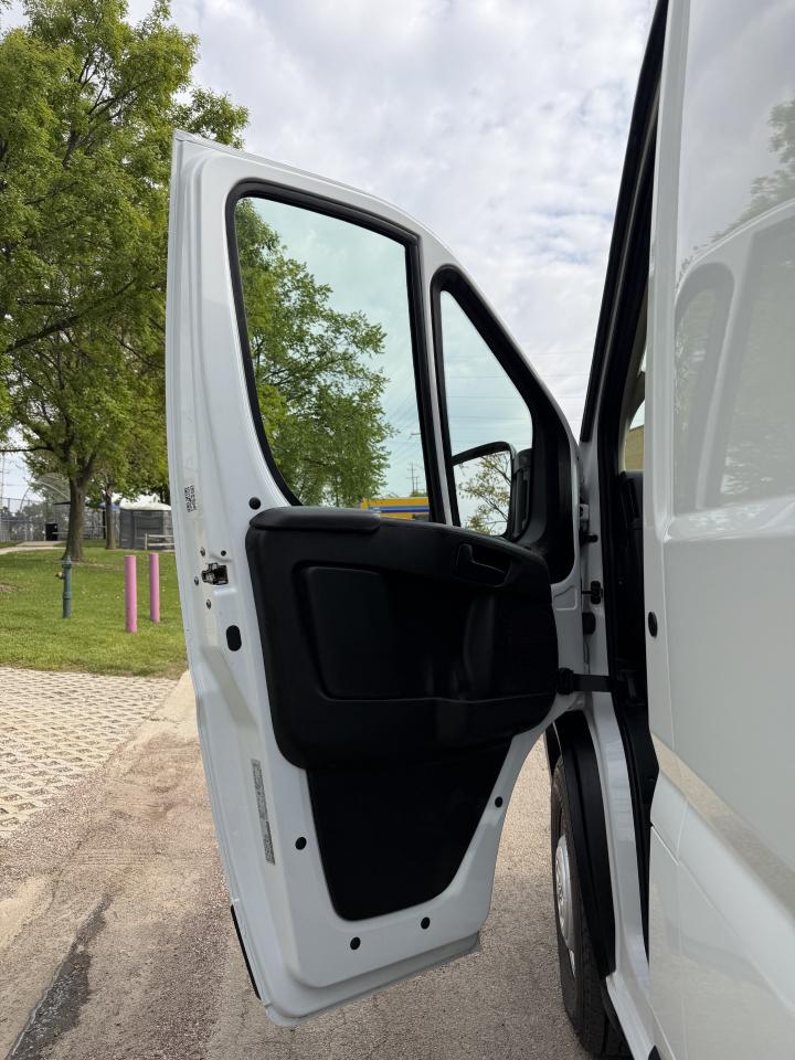 RAM Promaster 3500 Super High Roof 2023