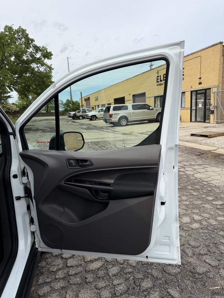 Ford Transit Connect Cargo Van XL LWB w/Rear 180 Degree Door 2020