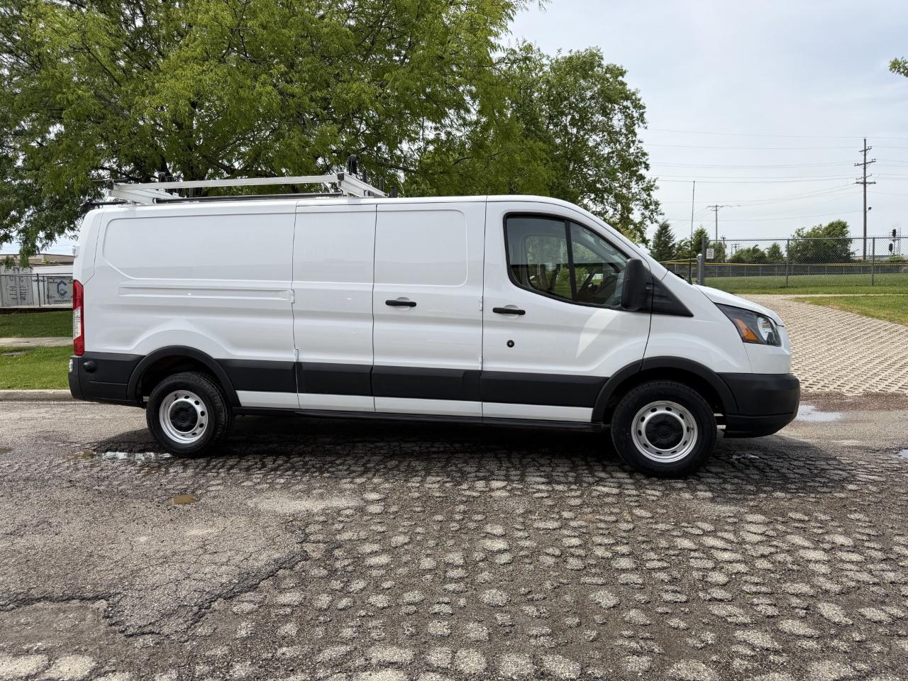 Ford Transit 250 Van Low Roof 60/40 Pass. 148-in. WB 2018