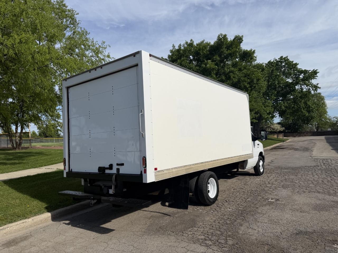 Ford Econoline  2019