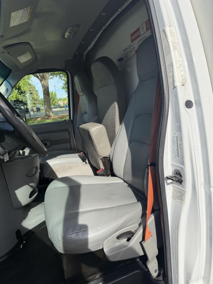 Ford Econoline  2019