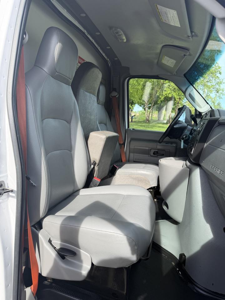 Ford Econoline  2019