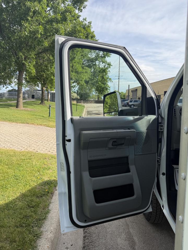 Ford Econoline  2019