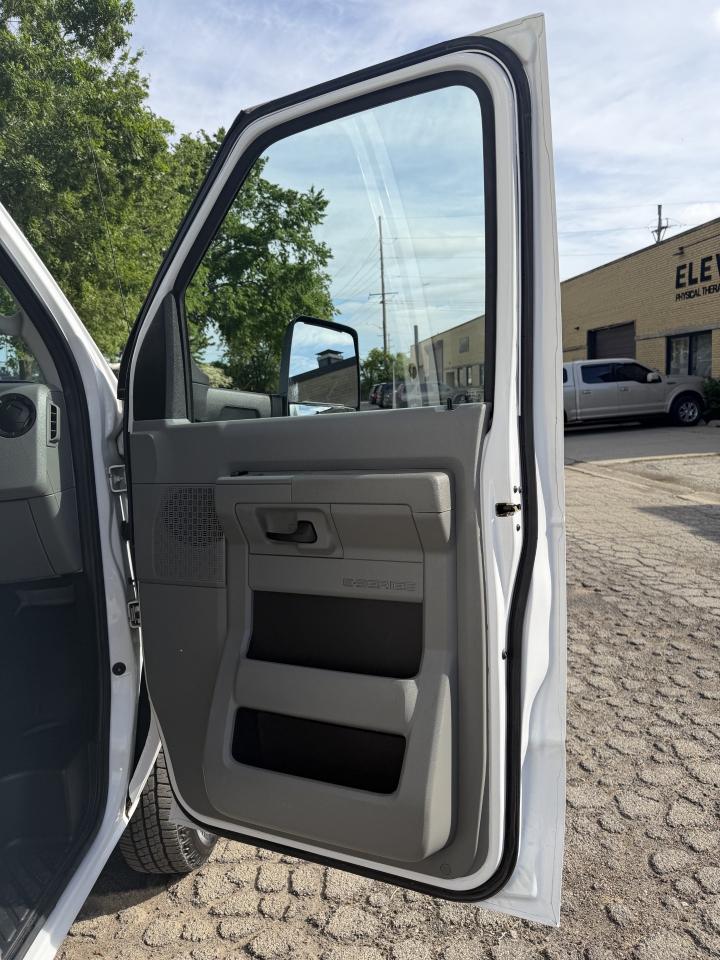 Ford Econoline  2019