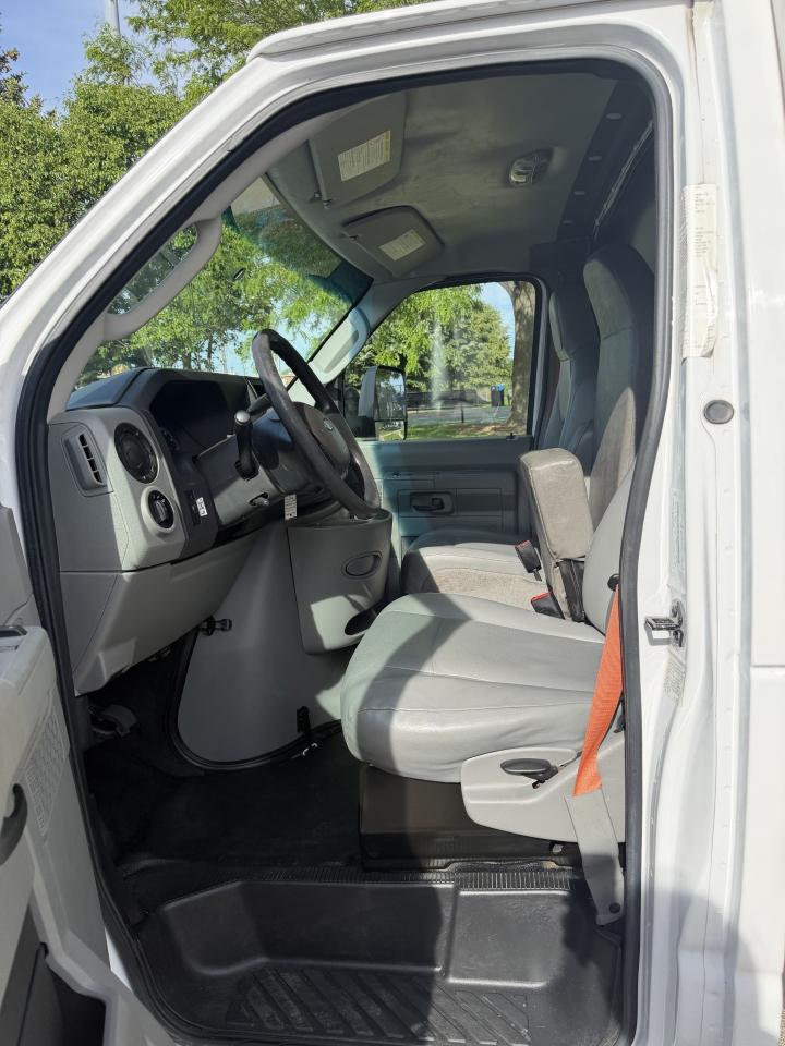 Ford Econoline  2019
