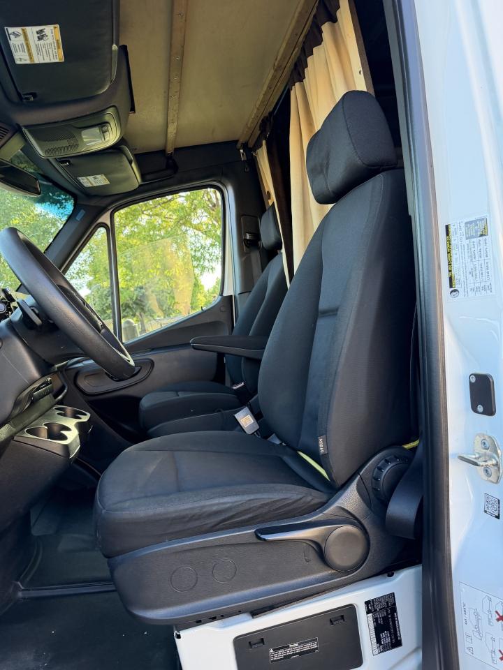 Mercedes-Benz Sprinter 2500 170-in. WB 2023