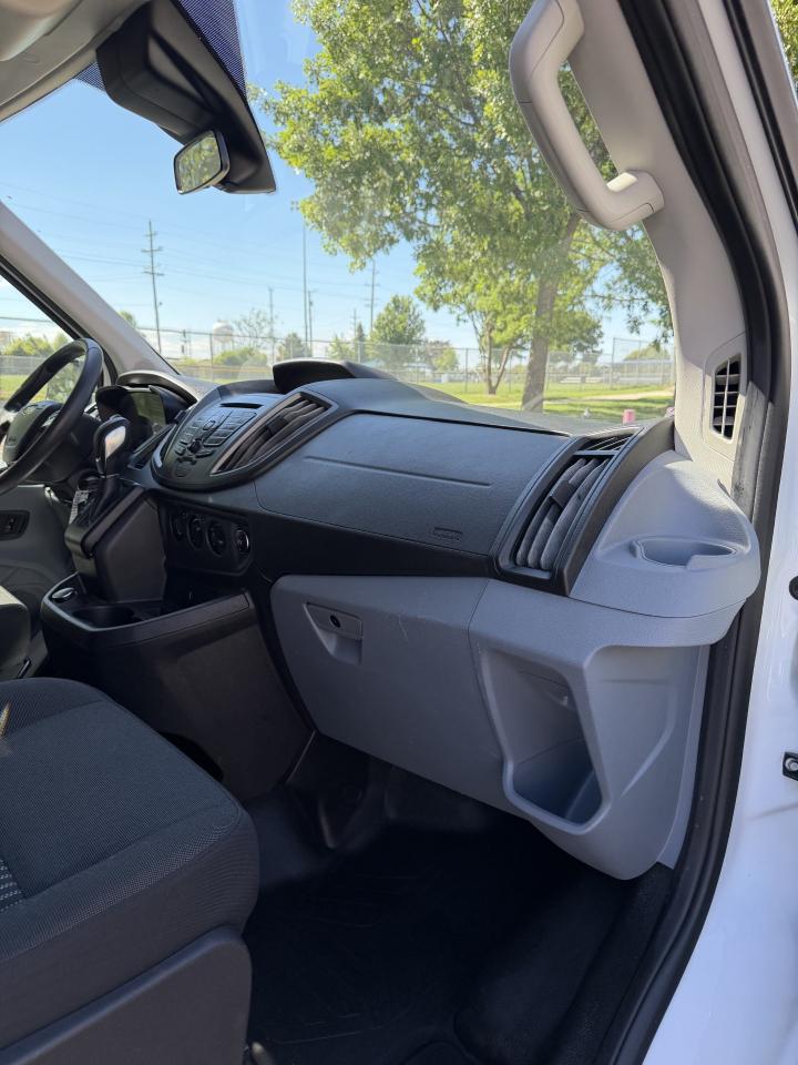 Ford Transit 350 Van Med. Roof w/Sliding Pass. 148-in. WB 2019