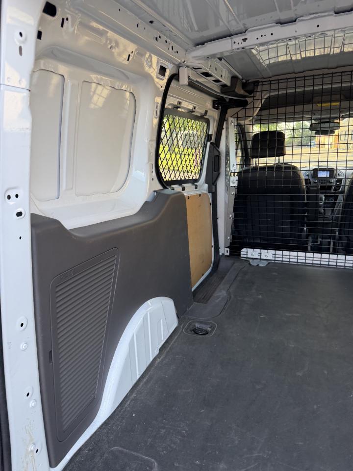 Ford Transit Connect Cargo Van XL LWB 2022