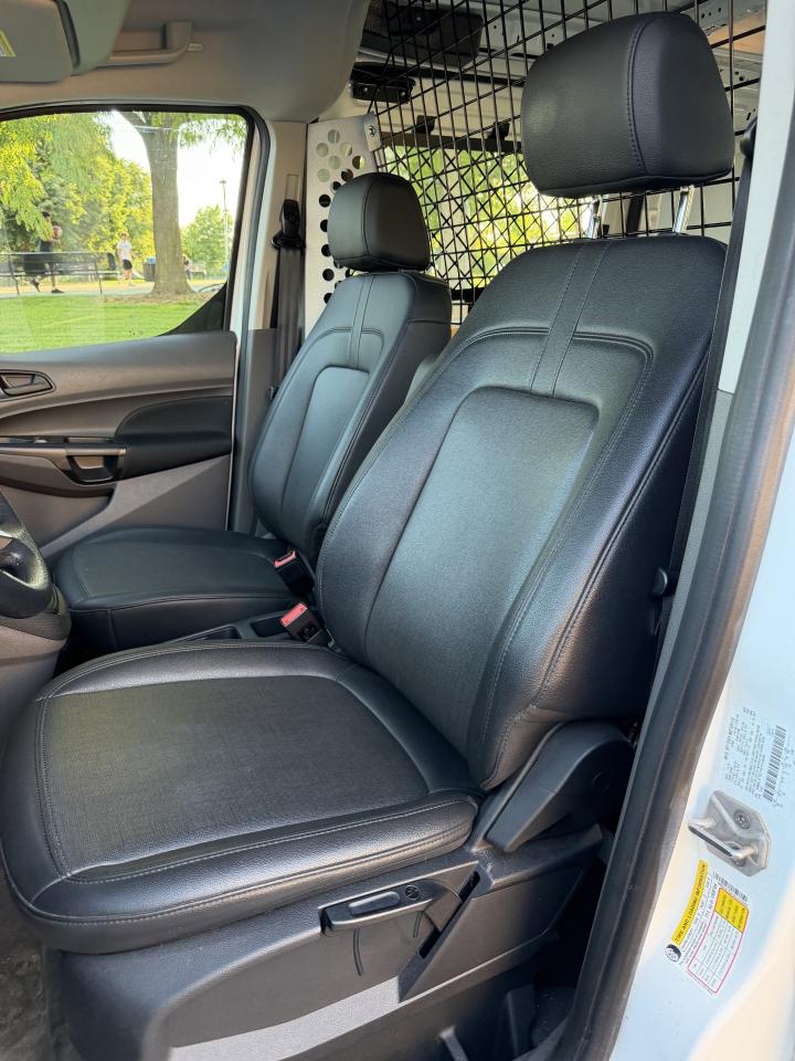 Ford Transit Connect Cargo Van XL LWB 2022