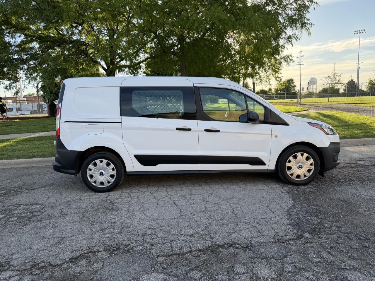 Ford Transit Connect Cargo Van XL LWB 2022