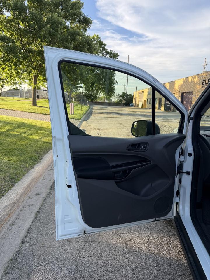 Ford Transit Connect Cargo Van XL LWB 2022