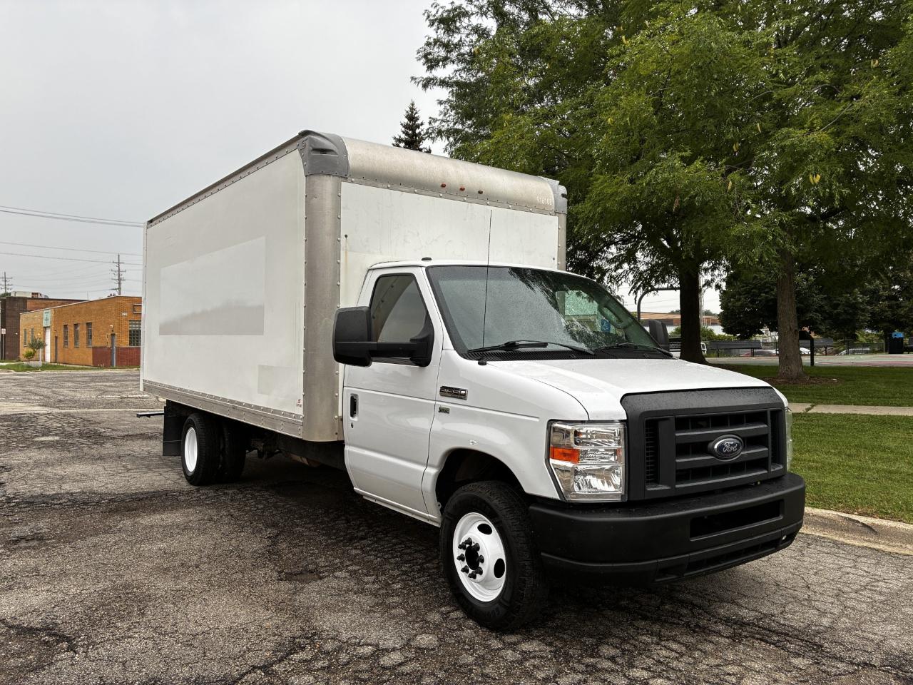 Ford Econoline E350 Super Duty 2019