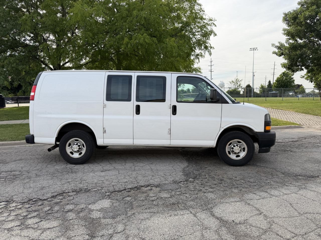 Chevrolet Express 2500 Cargo 2020