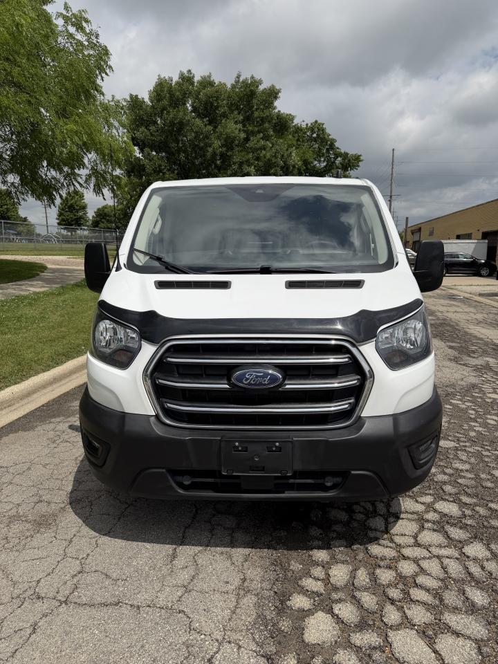 Ford Transit 250 Van Low Roof w/Sliding Pass. 148-in. WB 2020