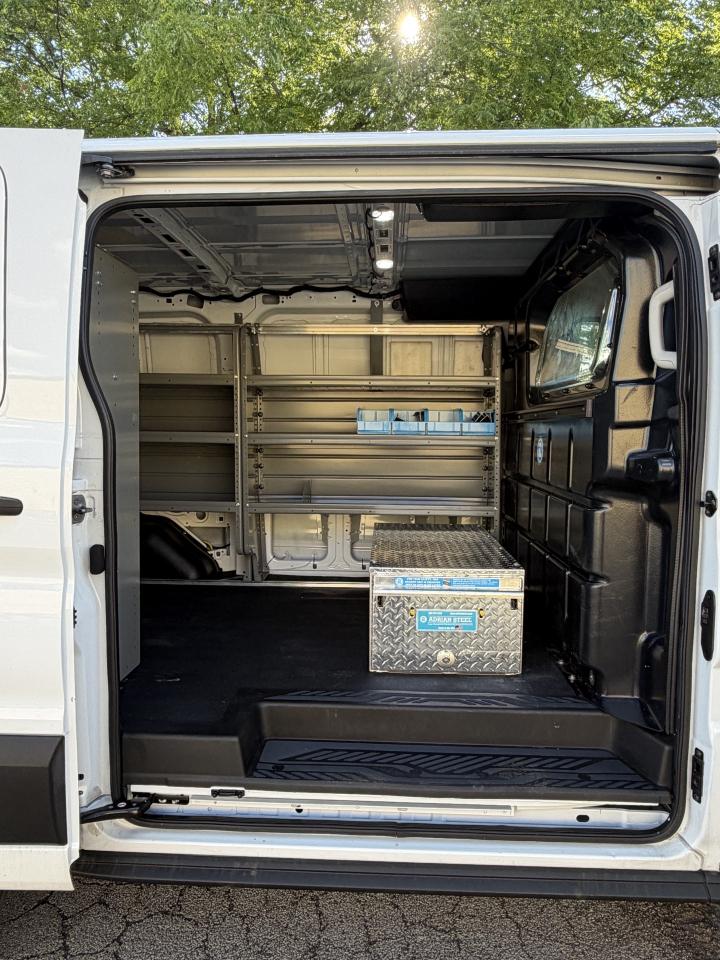 Ford Transit 150 Van Low Roof w/Sliding Pass. 130-in. WB 2023
