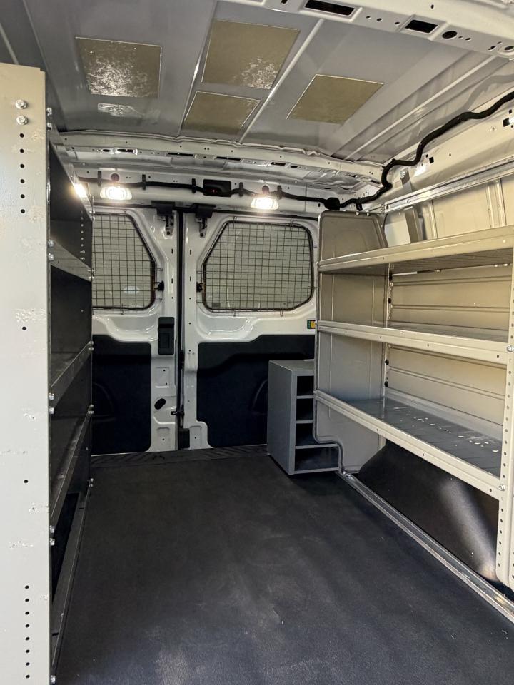 Ford Transit 150 Van Low Roof w/Sliding Pass. 130-in. WB 2023