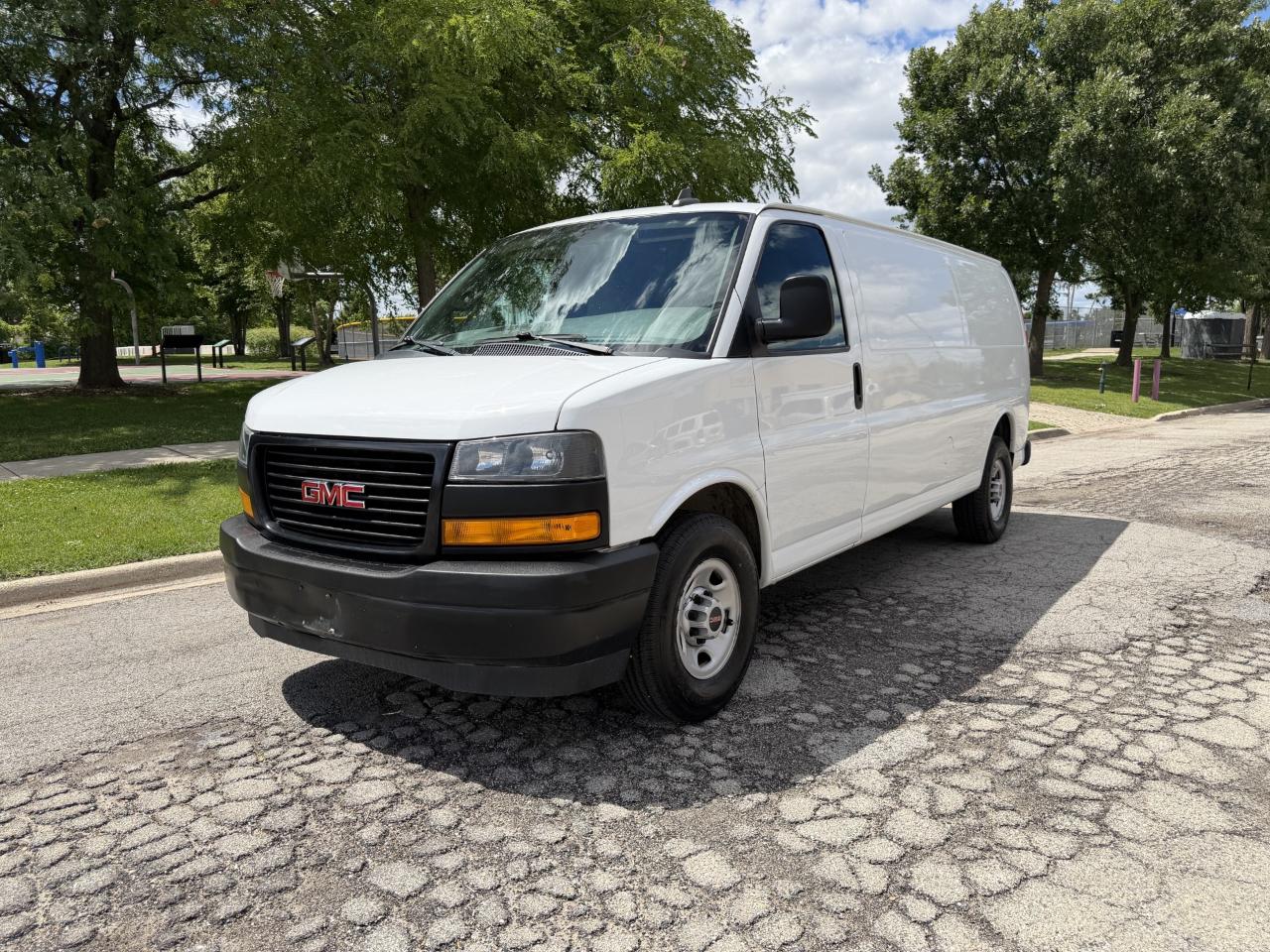 GMC Savana G3500 Cargo Ext 2019