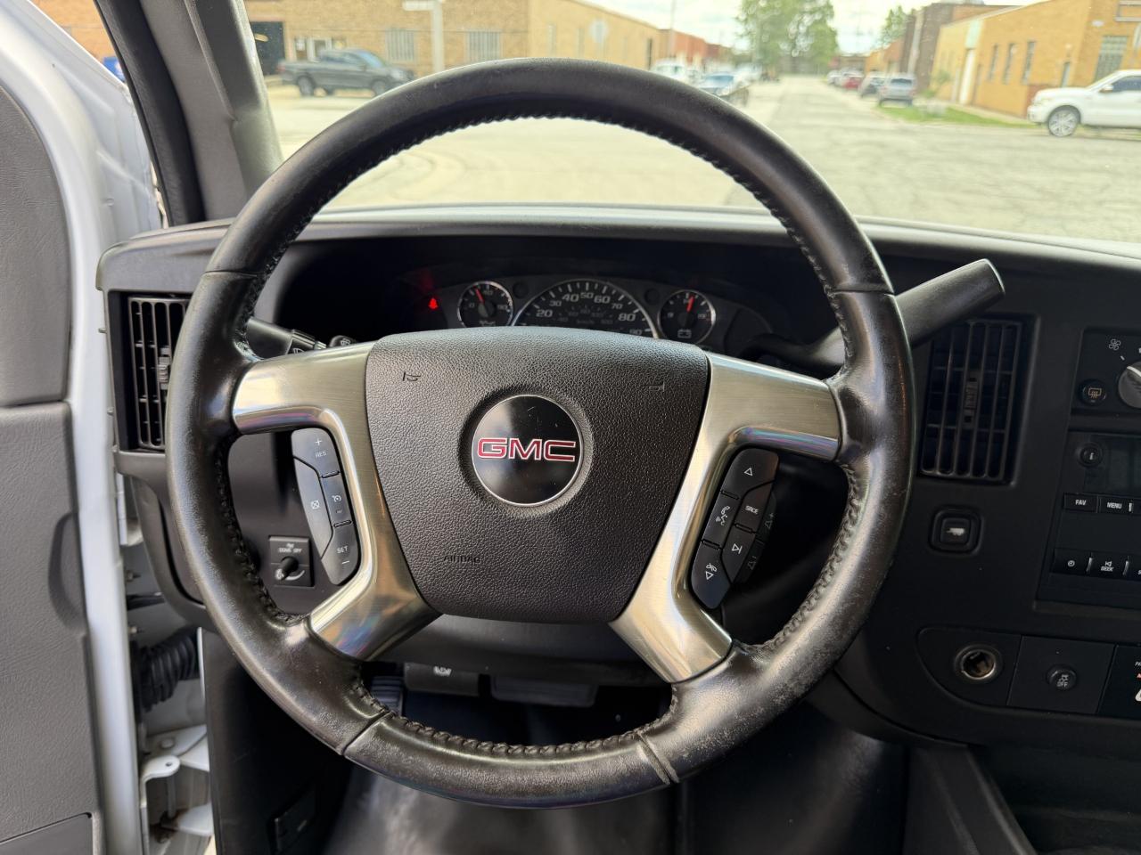 GMC Savana G3500 Cargo Ext 2019