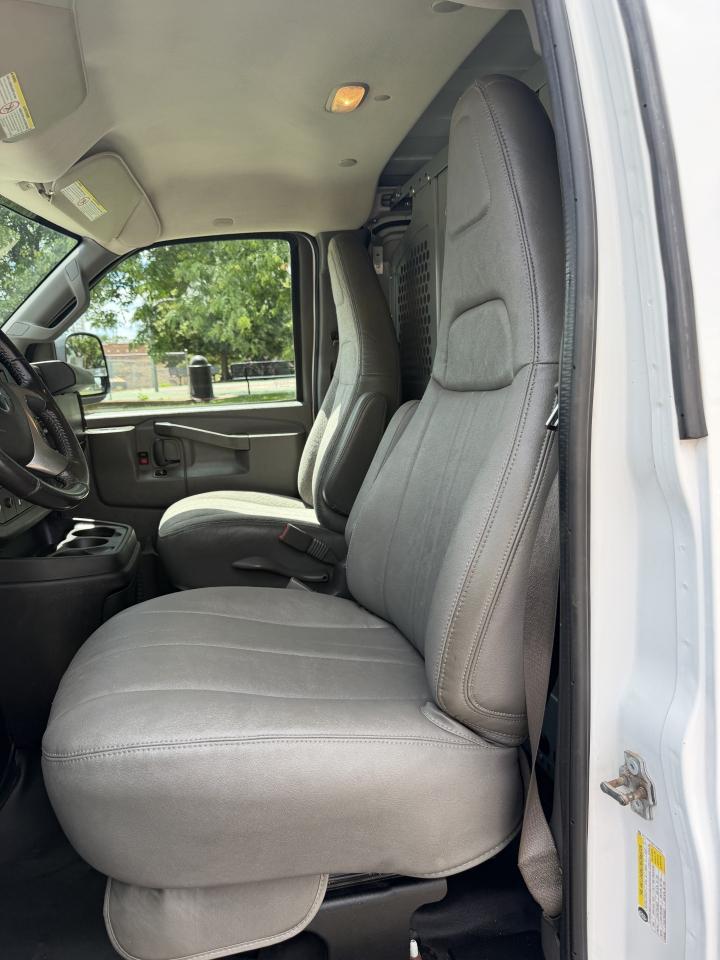 GMC Savana G3500 Cargo Ext 2019
