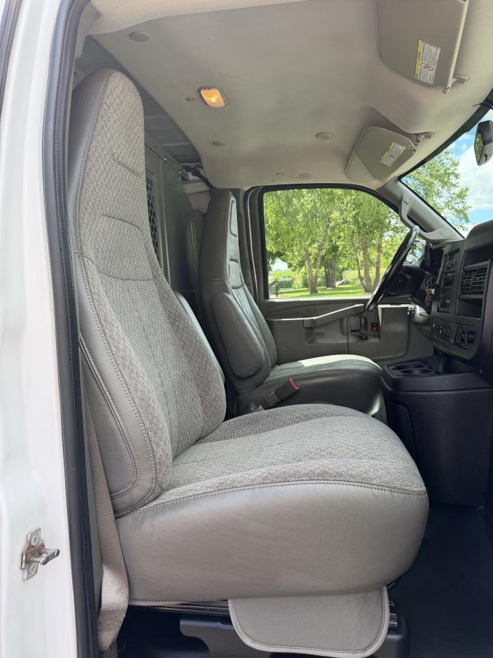 GMC Savana G3500 Cargo Ext 2019