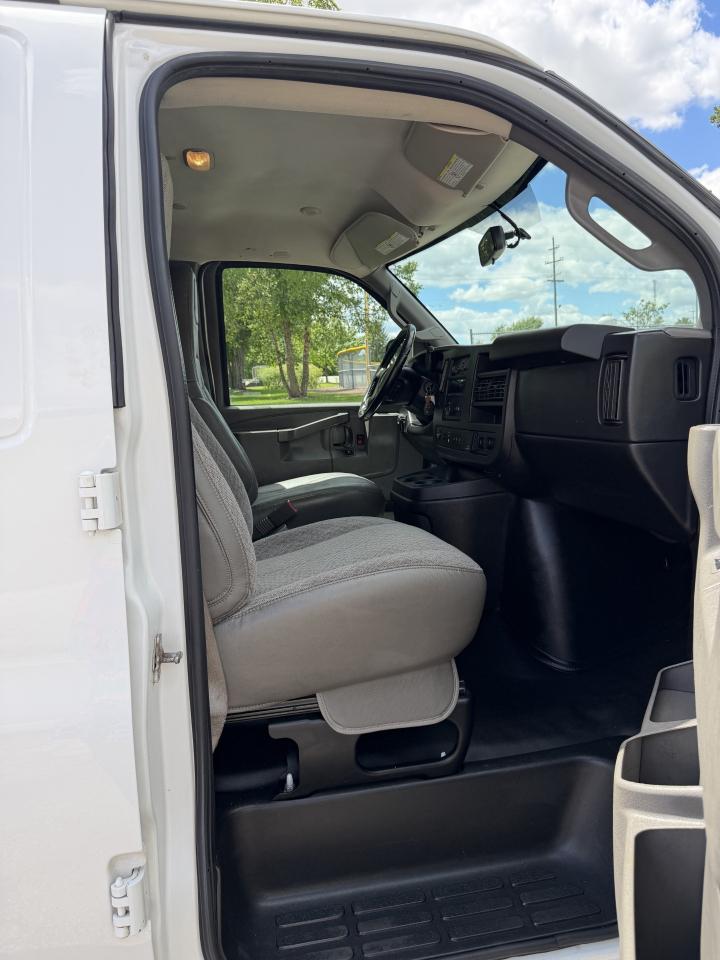 GMC Savana G3500 Cargo Ext 2019