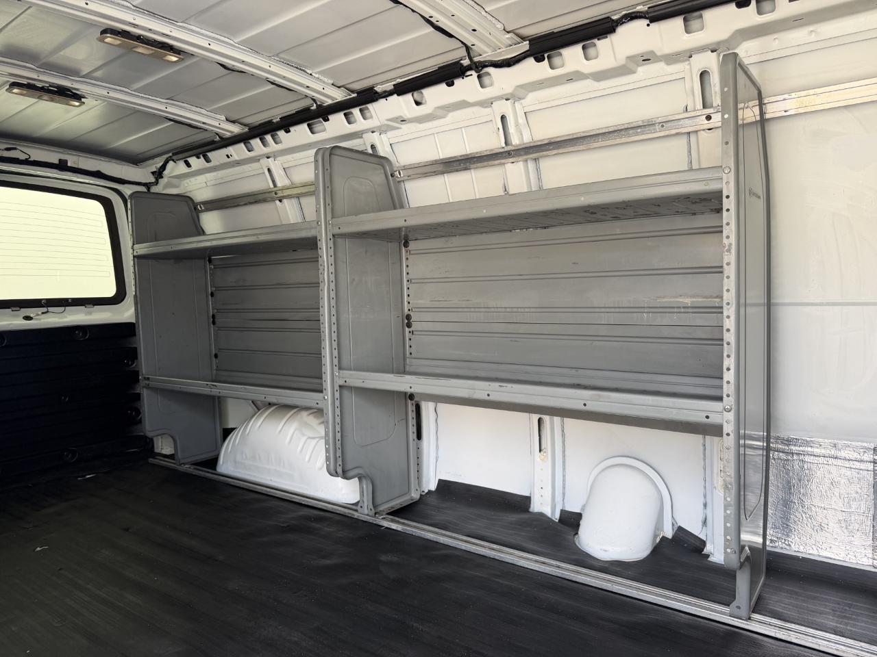 GMC Savana G3500 Cargo Ext 2019