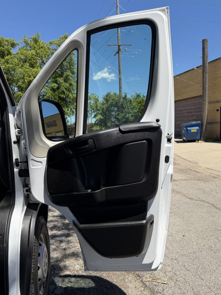 RAM Promaster 2500 Low Roof 2021