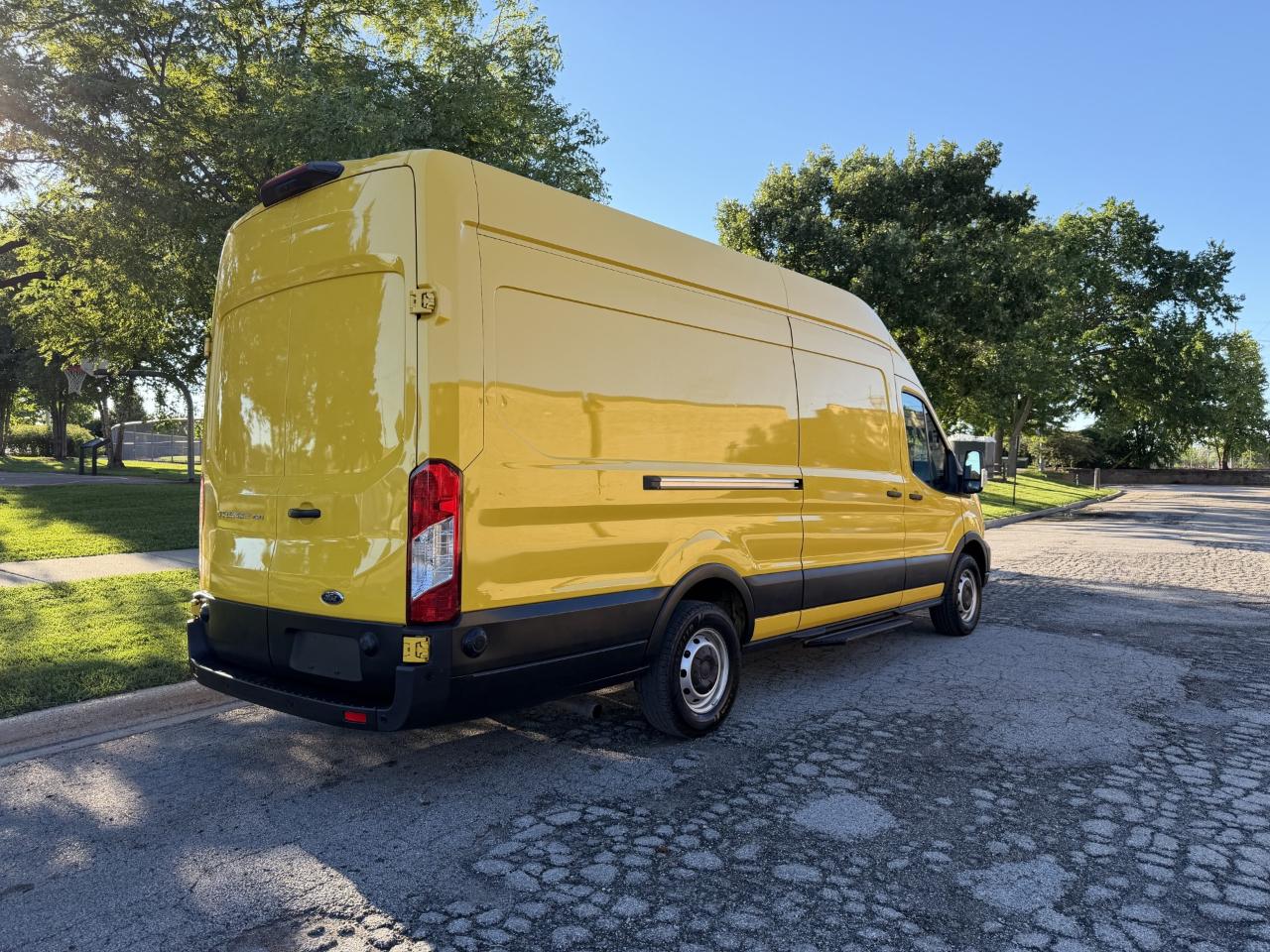 Ford Transit  2021