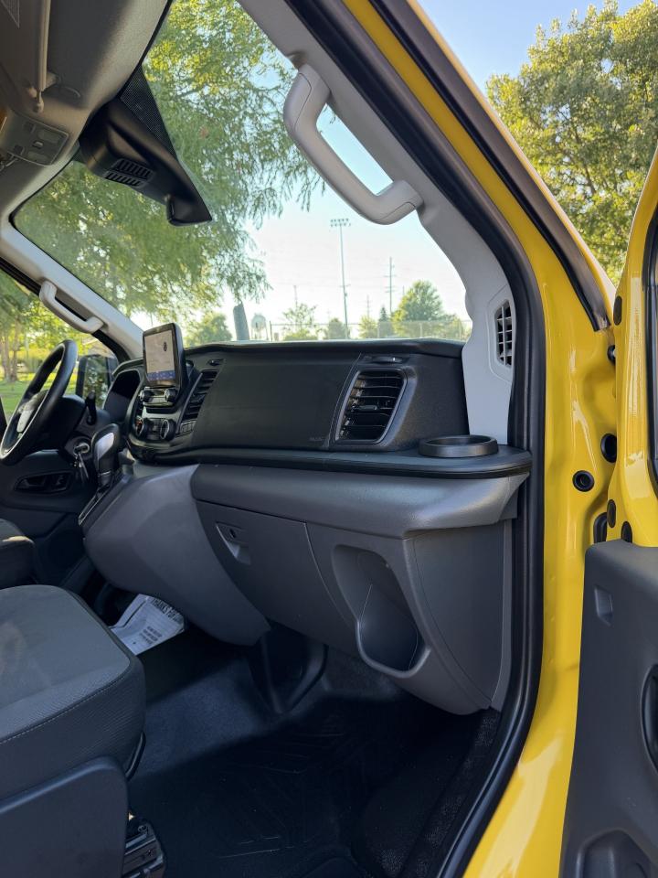 Ford Transit  2021