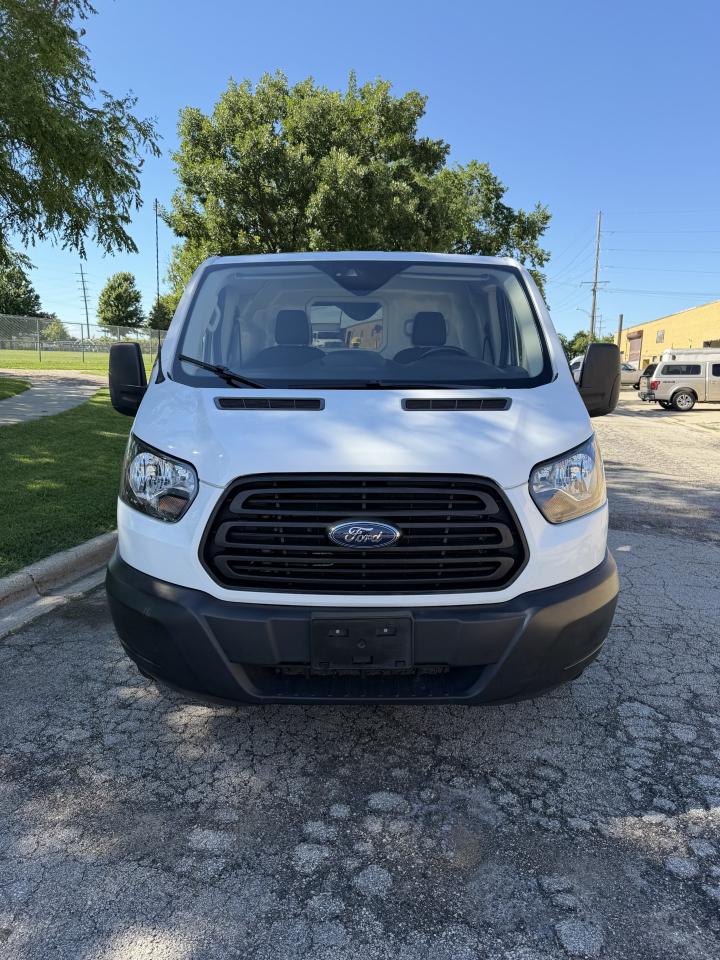 Ford Transit 150 Van Low Roof w/Sliding Pass. 130-in. WB 2019