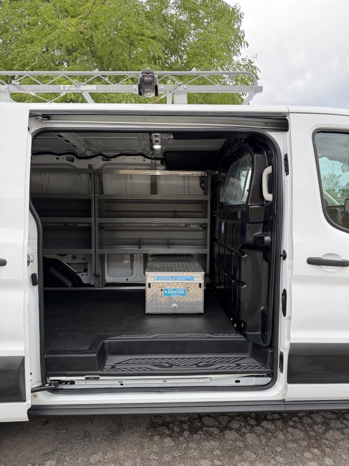 Ford Transit 150 Van Low Roof w/Sliding Pass. 130-in. WB 2021