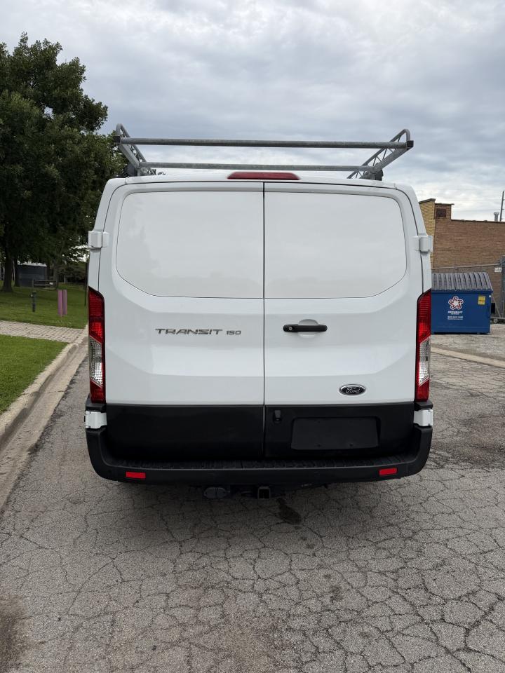 Ford Transit 150 Van Low Roof w/Sliding Pass. 130-in. WB 2021
