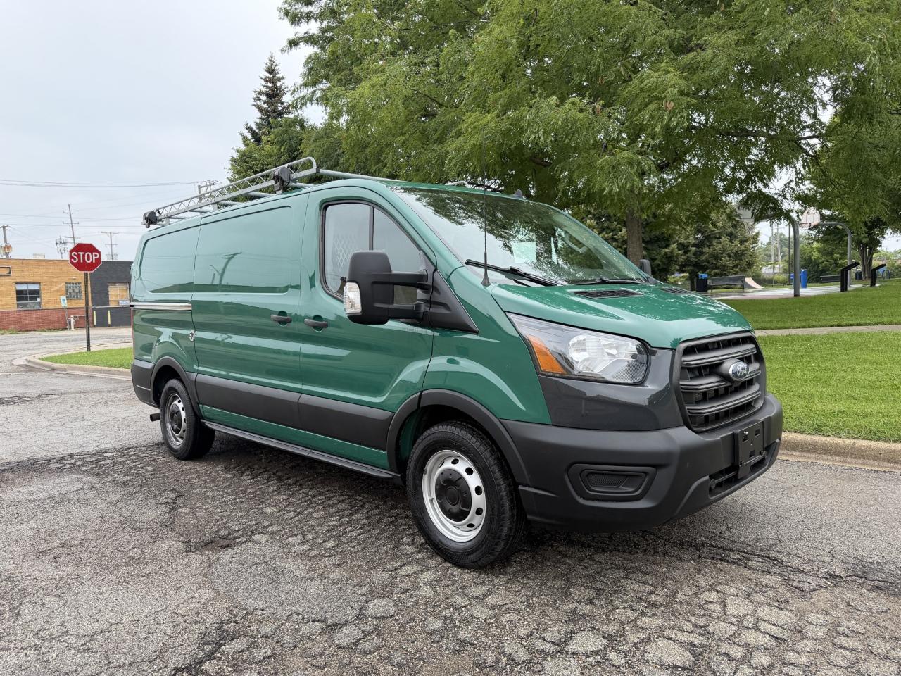 Ford Transit 150 Van Low Roof w/Sliding Pass. 130-in. WB 2020