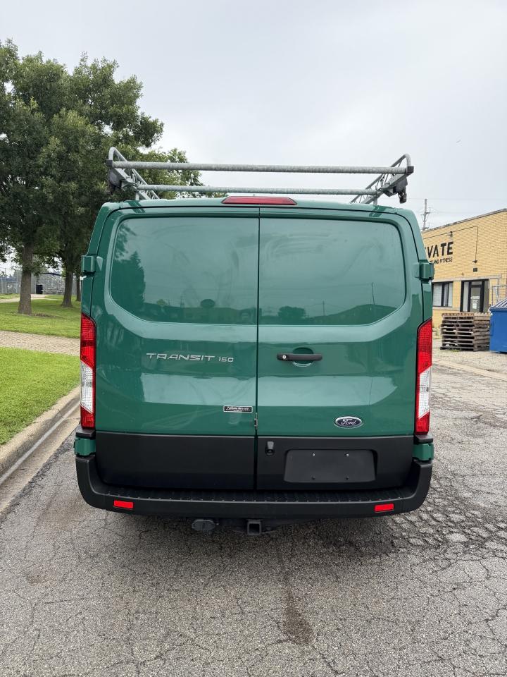 Ford Transit 150 Van Low Roof w/Sliding Pass. 130-in. WB 2020