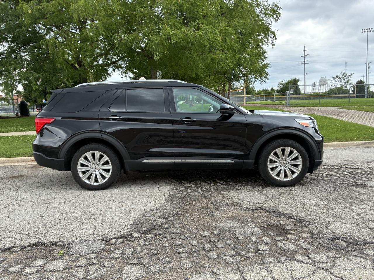 Ford Explorer Hybrid Limited AWD 2021