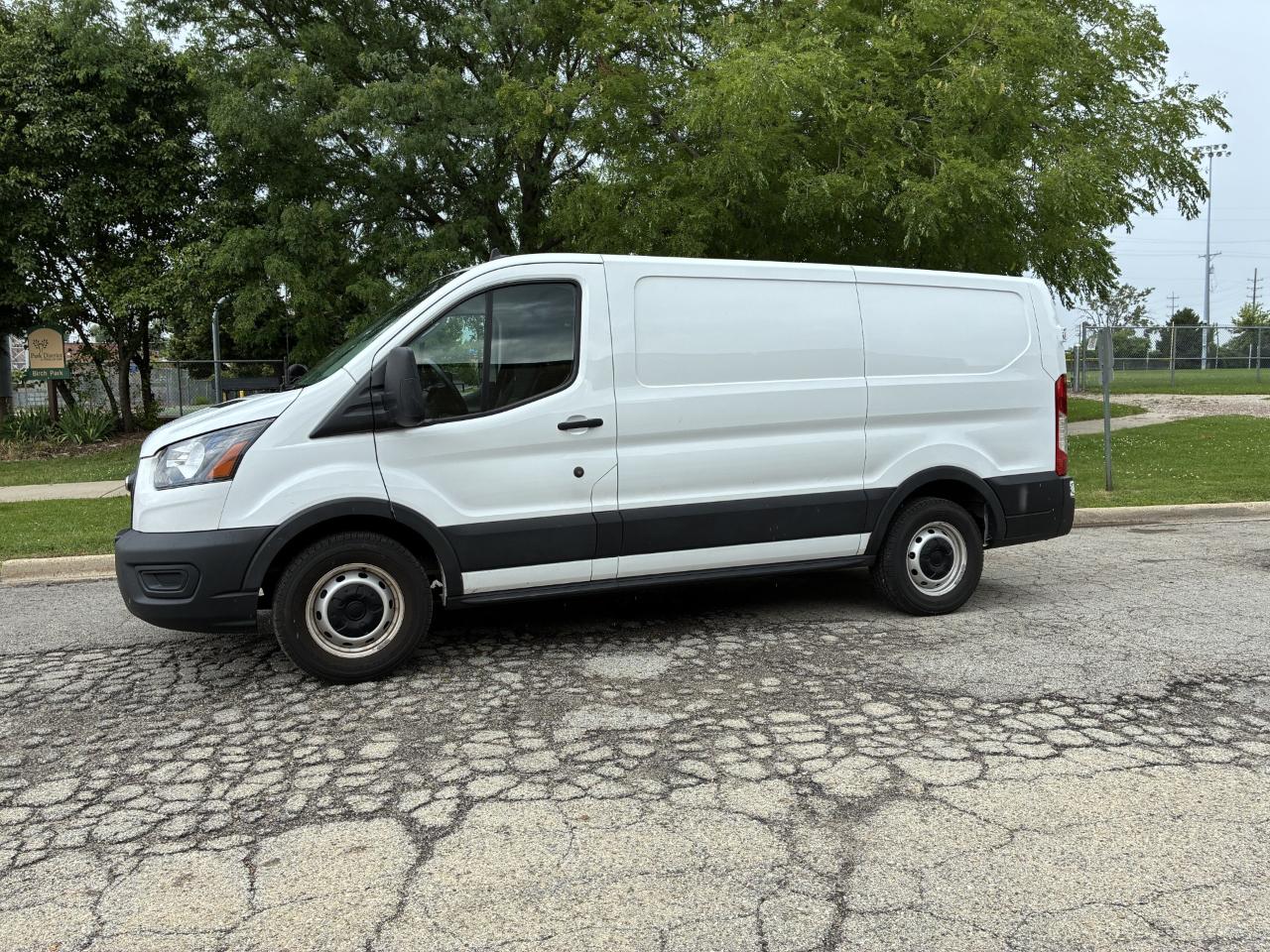 Ford Transit 150 Van Low Roof w/Sliding Pass. 130-in. WB 2022