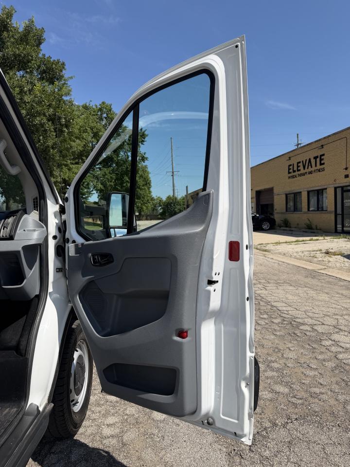 Ford Transit T-250 2019