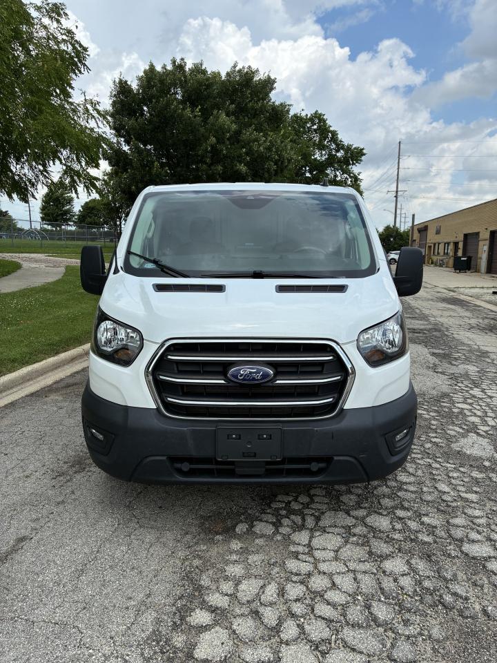 Ford Transit 150 Van Low Roof w/Sliding Pass. 148-in. WB 2020