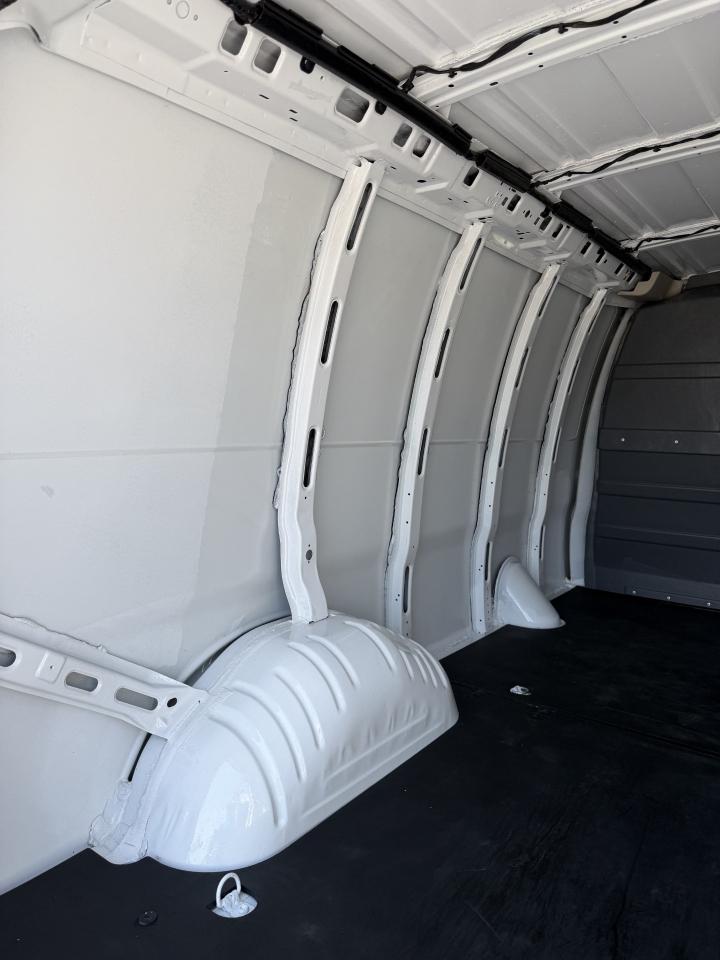 Chevrolet Express 2500 Cargo 2021