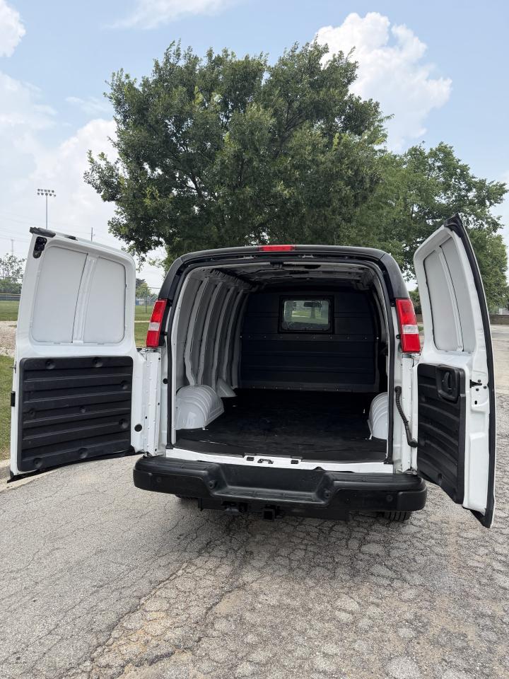 Chevrolet Express 2500 Cargo 2021