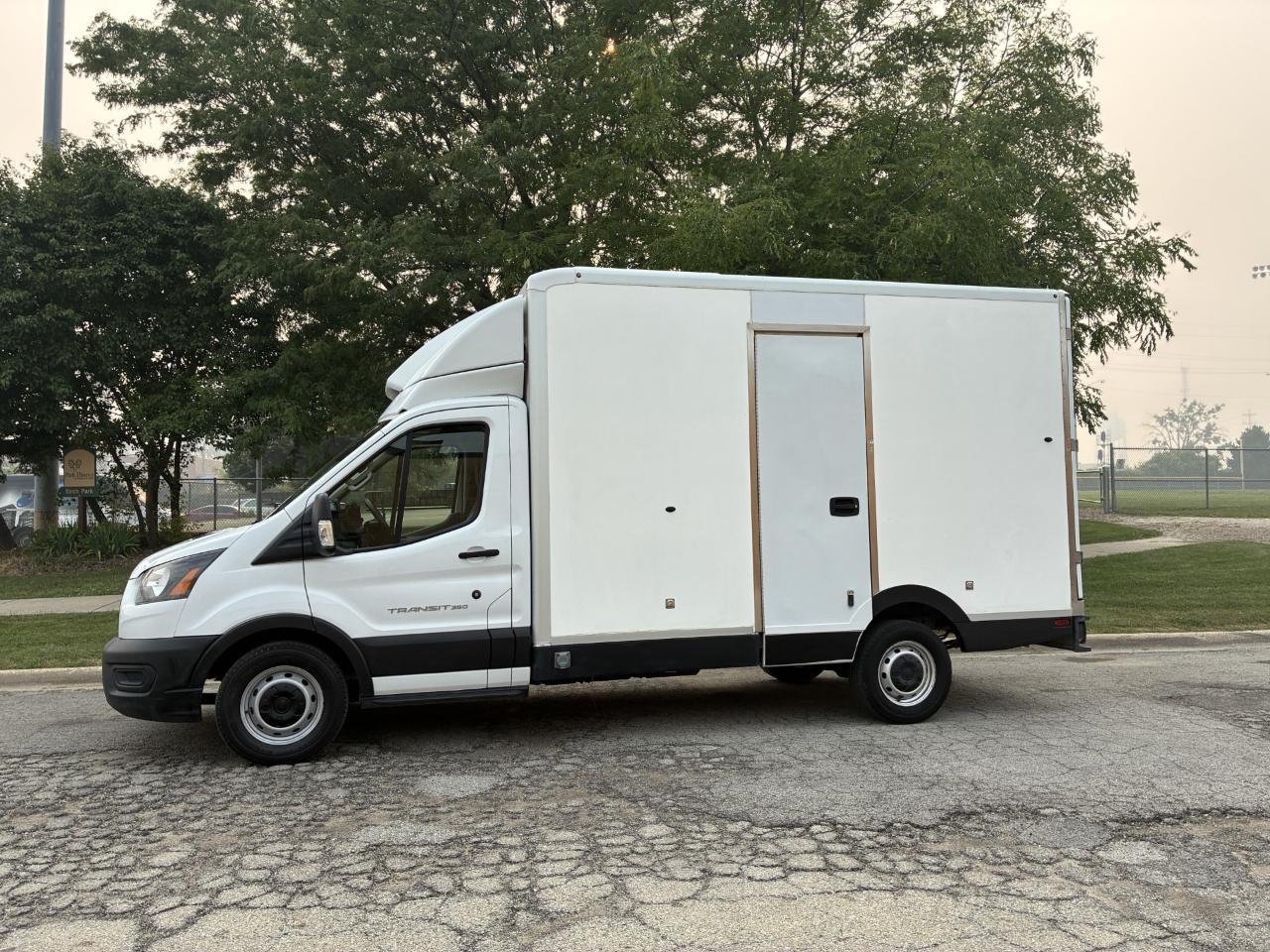 Ford Transit T-350 2022