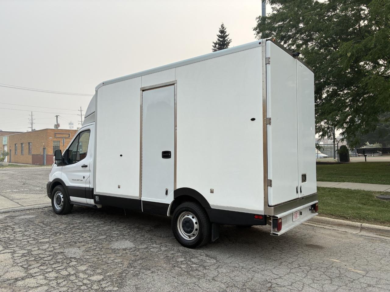 Ford Transit T-350 2022