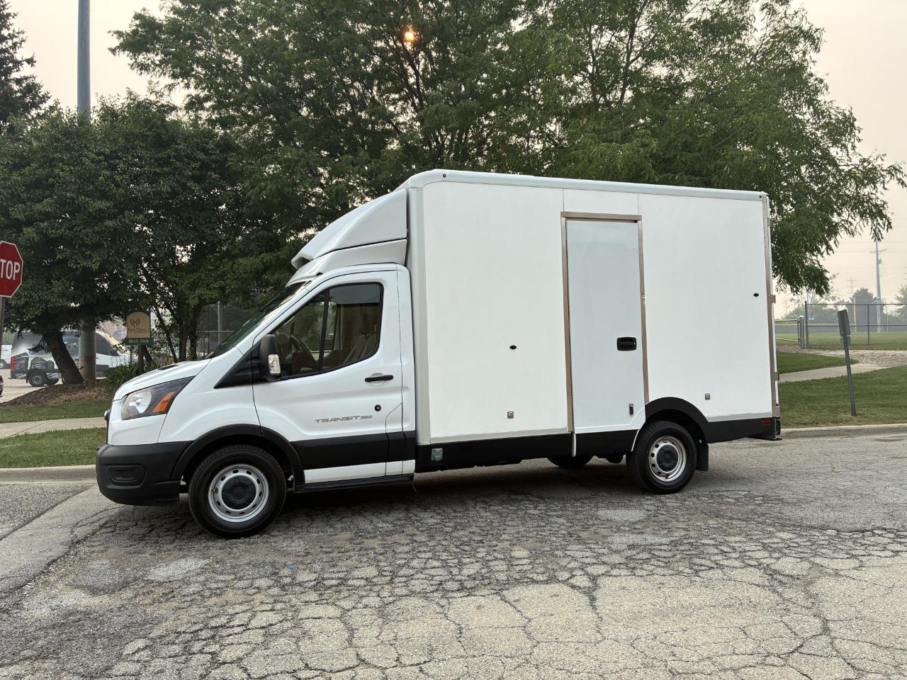 Ford Transit T-350 2022