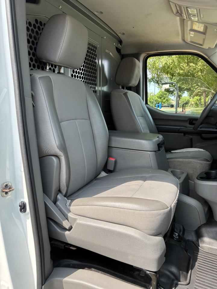 Nissan NV Cargo  2020
