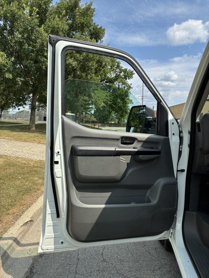 Nissan NV Cargo  2020